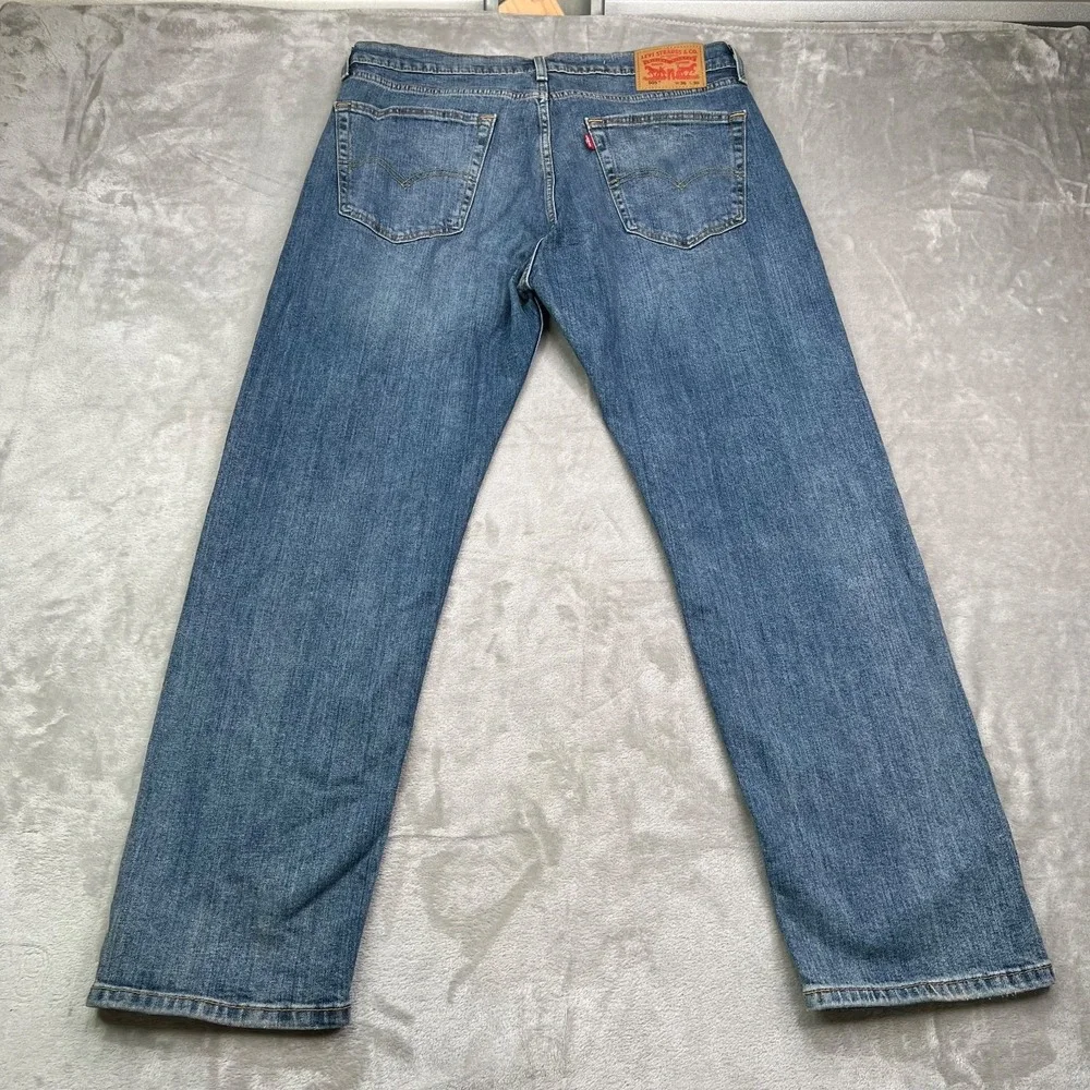Levis 505 Jeans Mens 36x30 Blue Regular Fit Straight‎ Stretch Medium Wash NWT